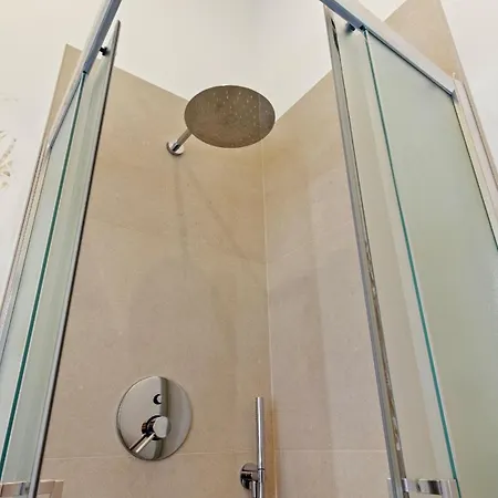 New! Da Tiffany - 115mq With Wi-fi, Disney, Netflix - 8 People Daire