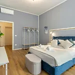 New! Da Tiffany 115mq Con Garage Box Gratuito Per 8 Persone Apartman