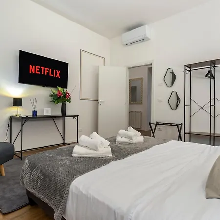 New! Da Tiffany - 115mq With Wi-fi, Disney, Netflix - 8 People شقة