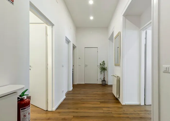 New! Da Tiffany 115mq Con Garage Box Gratuito Per 8 Persone Terst