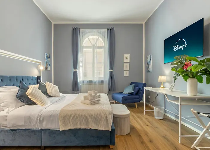 New! Da Tiffany 115mq Con Garage Box Gratuito Per 8 Persone Apartmán Terst